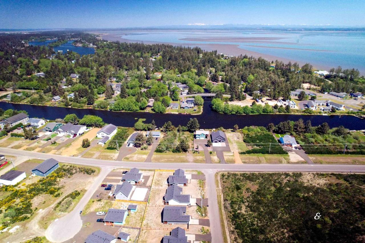 Ocean Shores Home With Game Room - Walk To Beaches! Exteriér fotografie